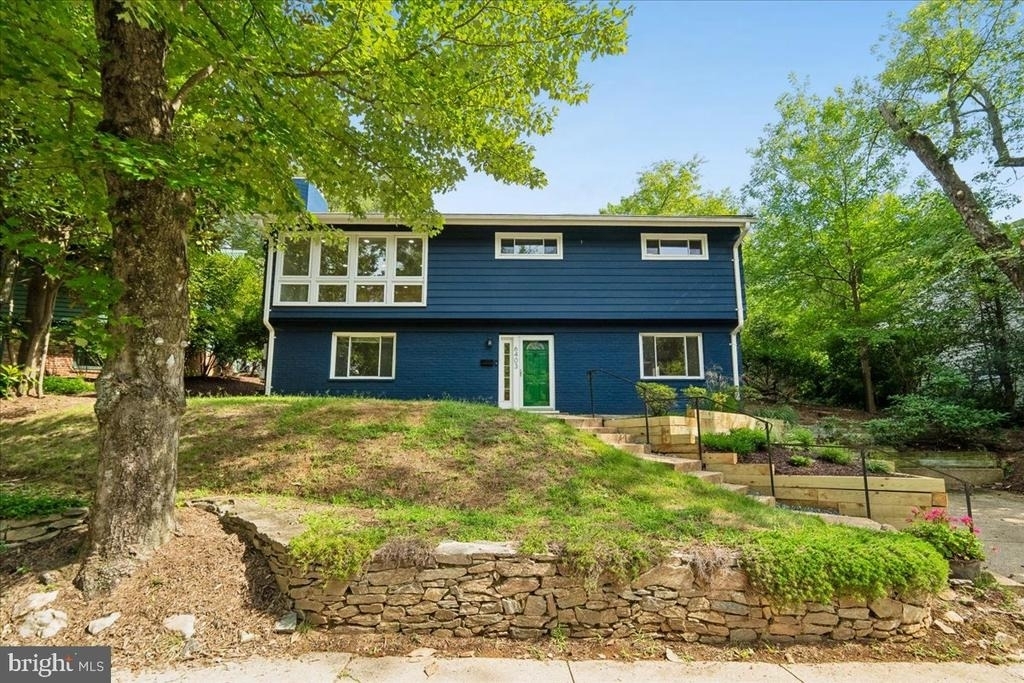 6403 W Halbert Road - Photo 0