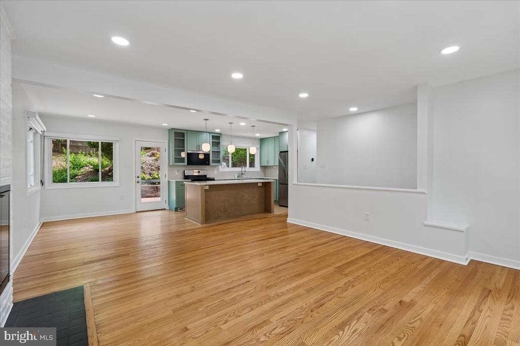 6403 W Halbert Road - Photo 3