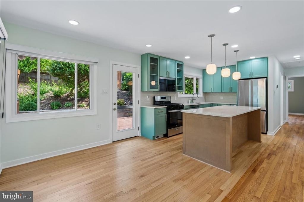 6403 W Halbert Road - Photo 4