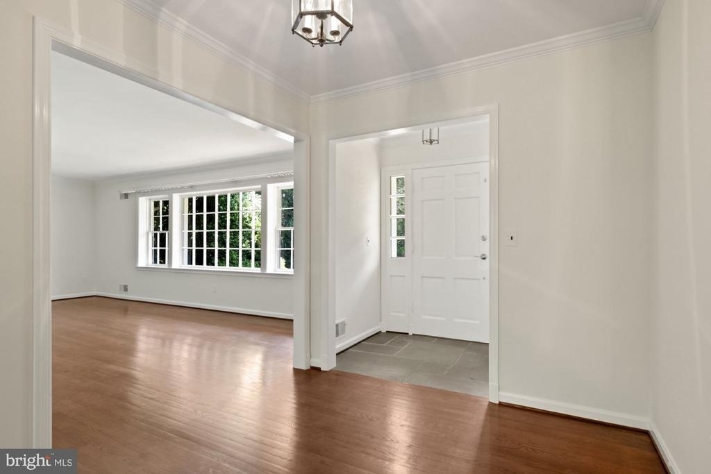 11009 Cripplegate Road - Photo 1