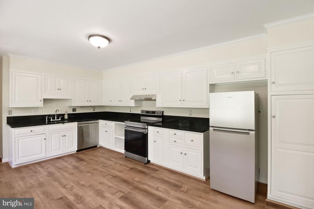 11009 Cripplegate Road - Photo 7