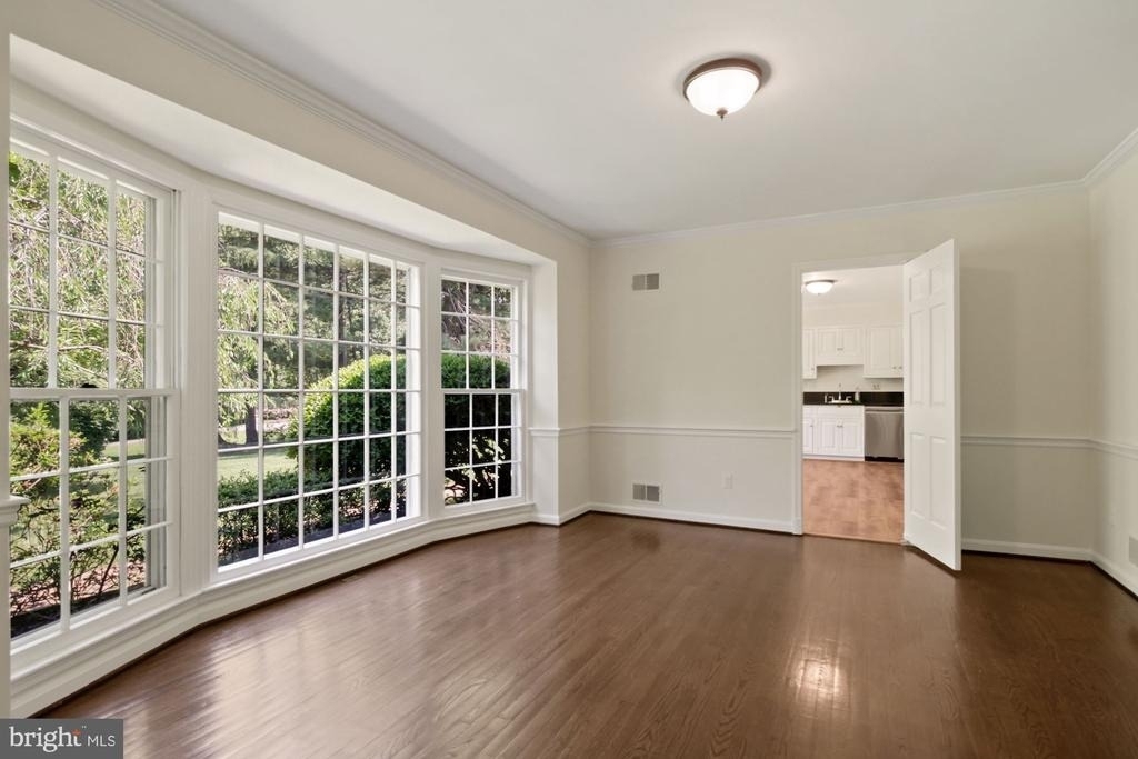 11009 Cripplegate Road - Photo 11