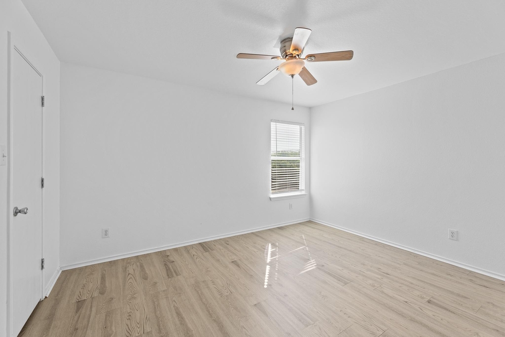722 Lavaca Loop - Photo 27