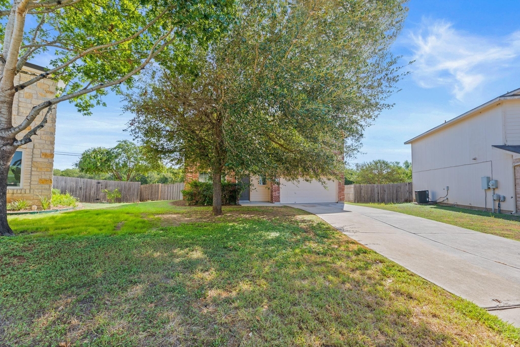 722 Lavaca Loop - Photo 34