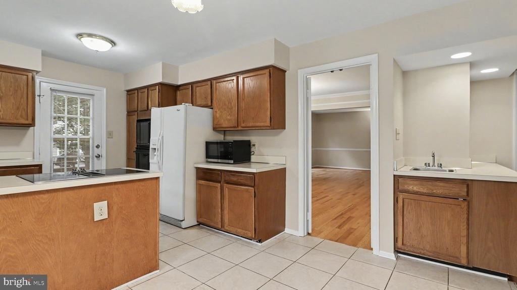 11402 Flints Grove Lane - Photo 6