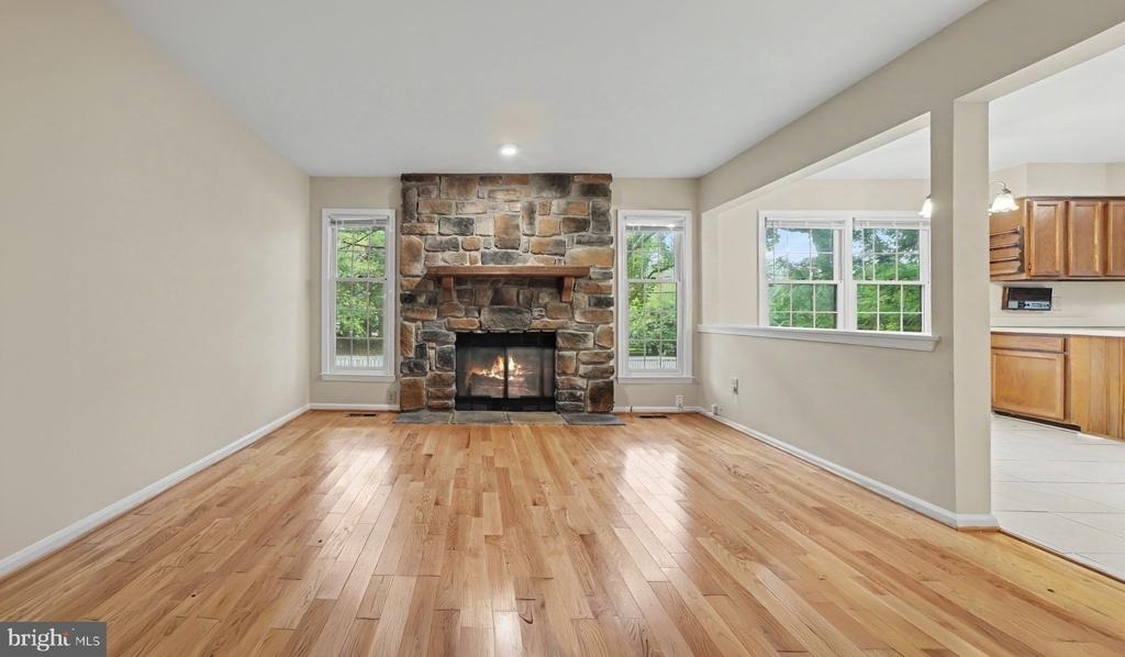 11402 Flints Grove Lane - Photo 7