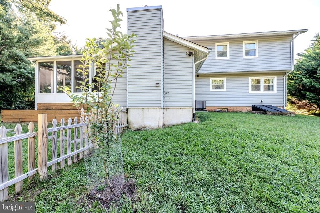 7727 Laytonia Drive - Photo 35
