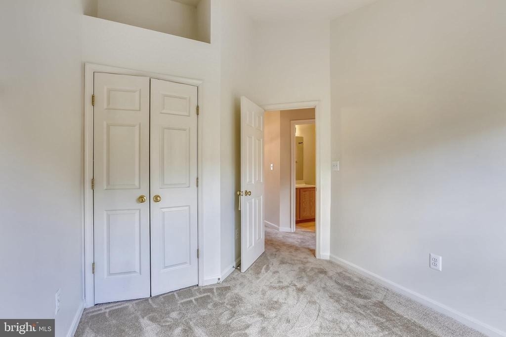20606 Duck Pond Place - Photo 7
