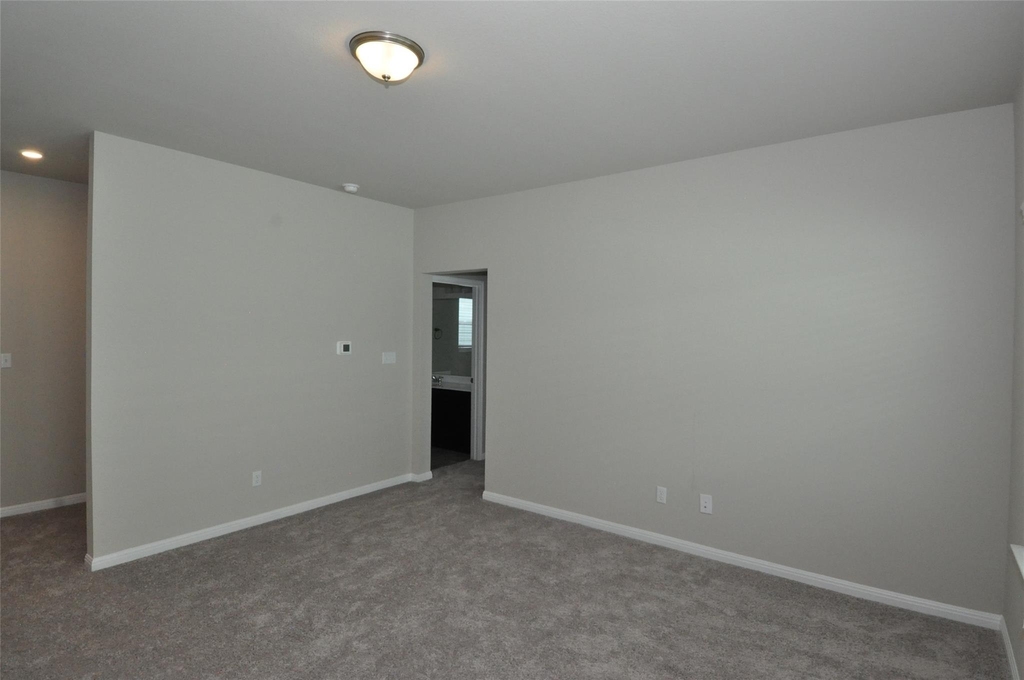 1621 Bella Dr - Photo 18