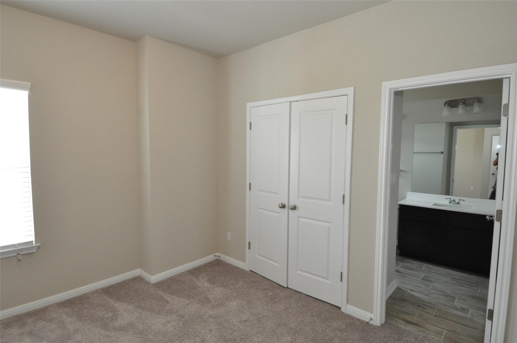 1621 Bella Dr - Photo 13