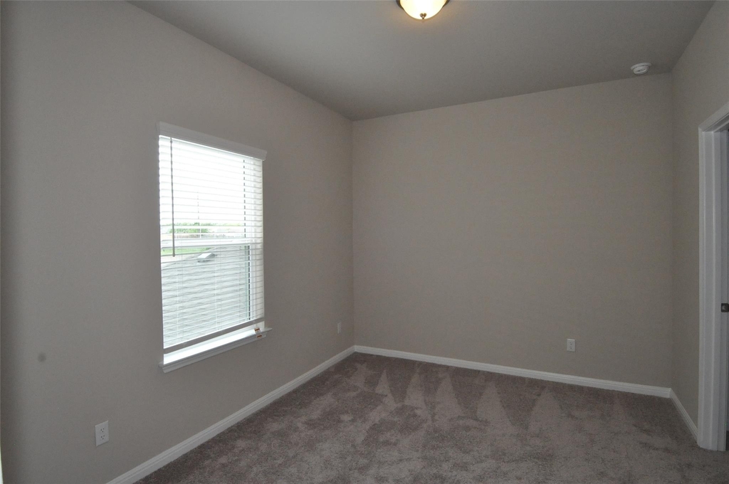 1621 Bella Dr - Photo 24