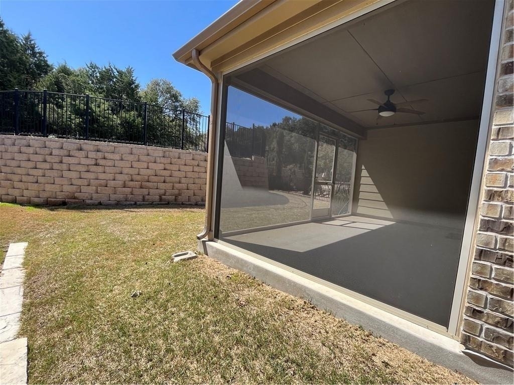 211 Hobby St - Photo 18