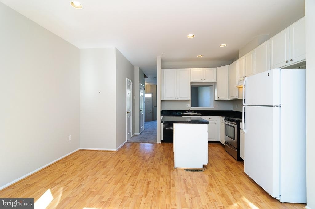 8459 Gold Sunset Way - Photo 7