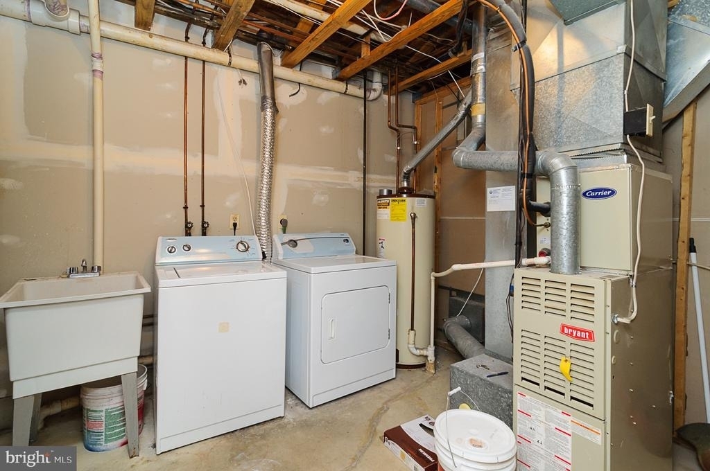 8459 Gold Sunset Way - Photo 18