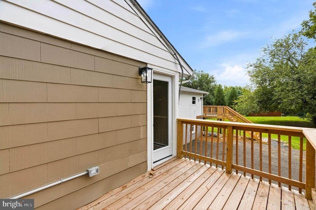 8643 Ridge Road - Photo 11