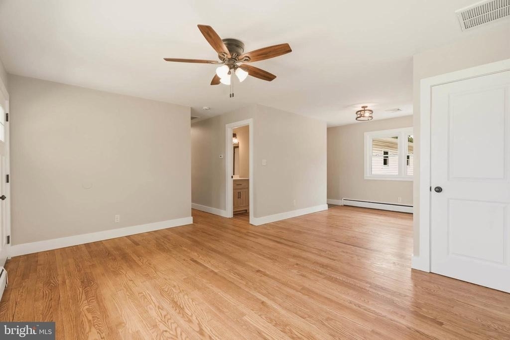 8643 Ridge Road - Photo 7