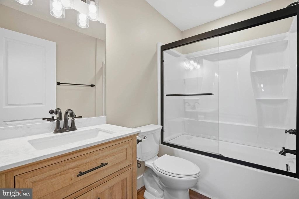 8643 Ridge Road - Photo 21