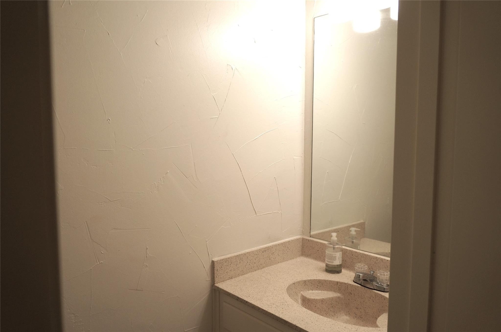 4904 Smokey Vly - Photo 6