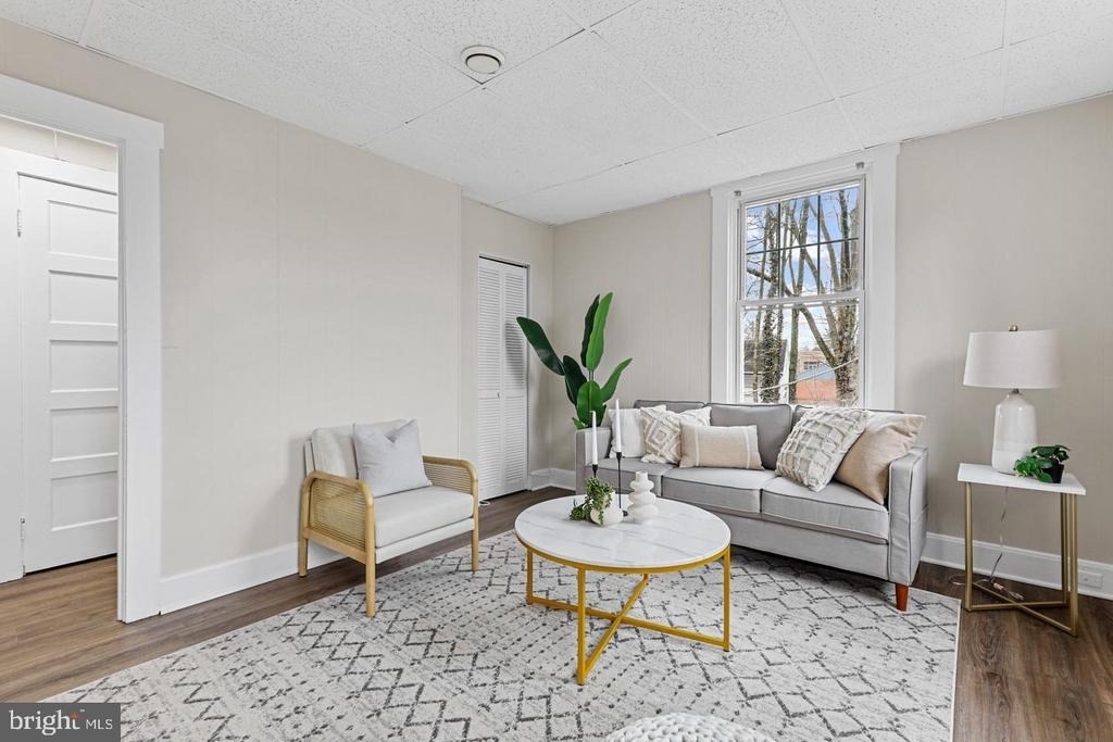 707 N Hickory Avenue - Photo 4