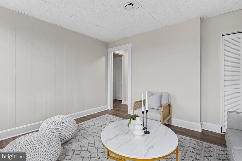 707 N Hickory Avenue - Photo 3
