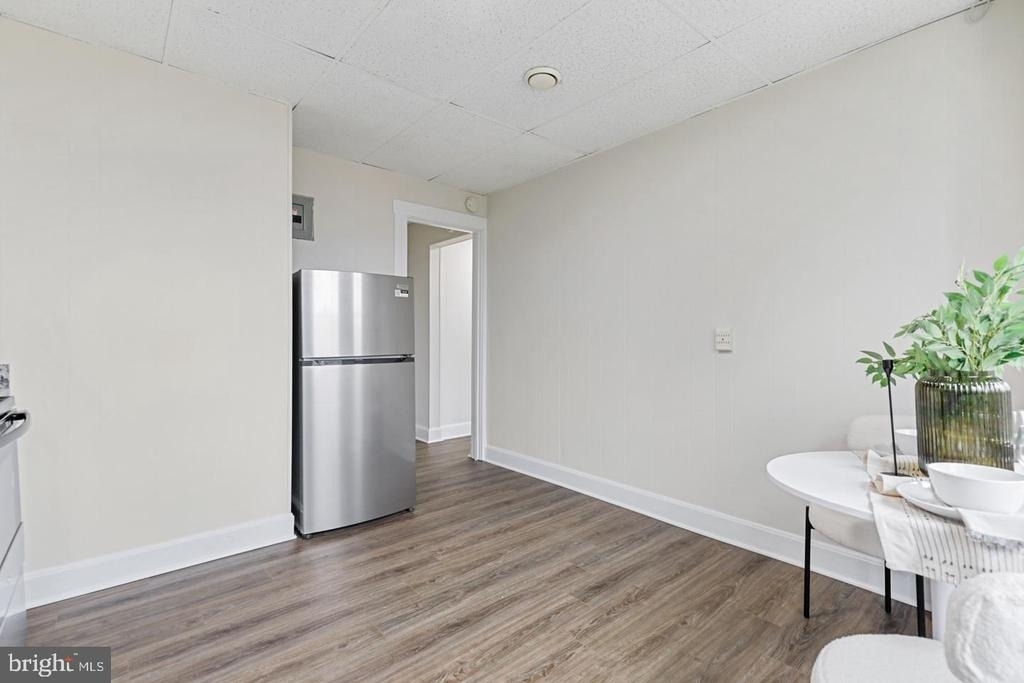 707 N Hickory Avenue - Photo 11