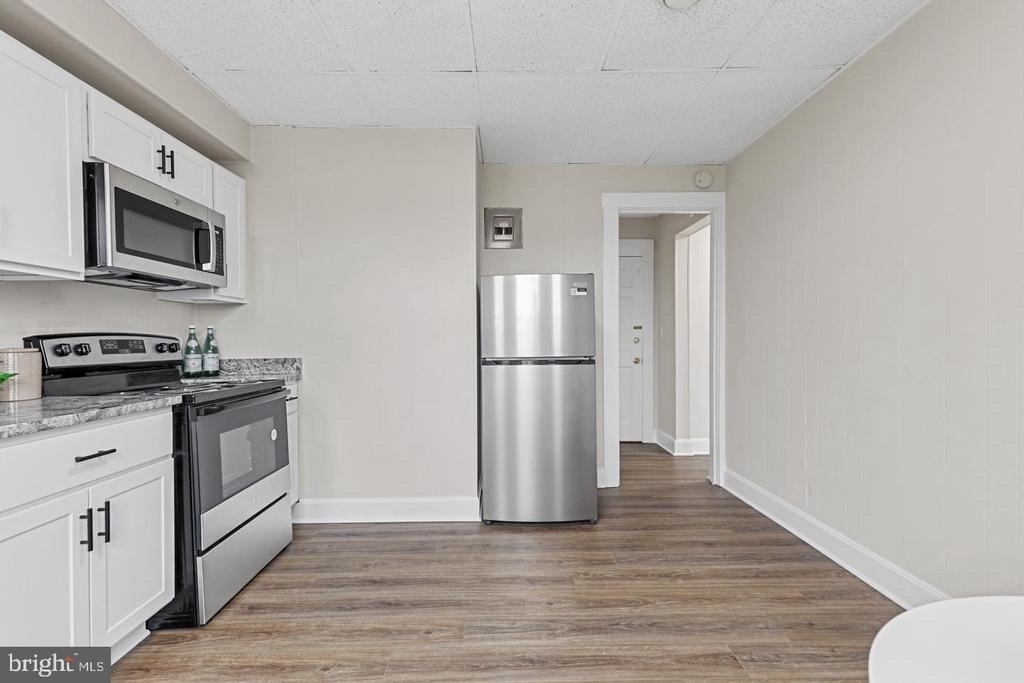 707 N Hickory Avenue - Photo 9