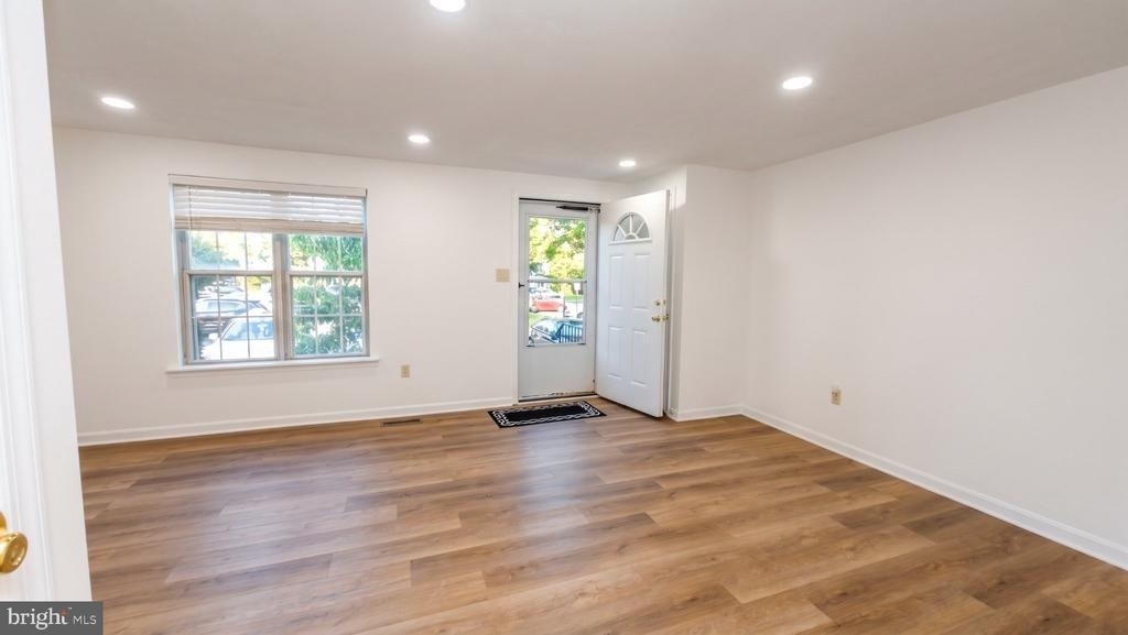 1463 Mobley Court - Photo 3