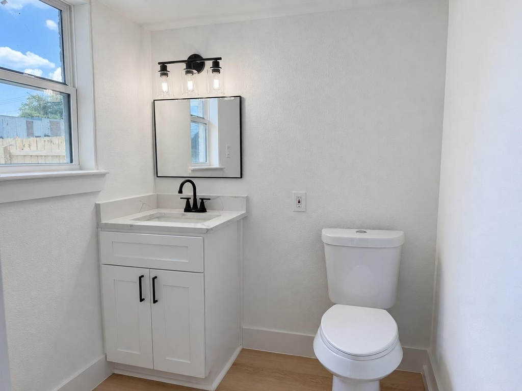 2904 Sweeney Ln - Photo 9