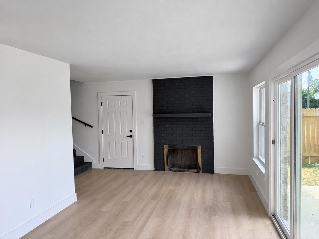 2904 Sweeney Ln - Photo 6