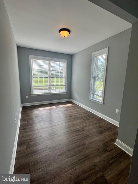 1005 Clover Circle - Photo 3