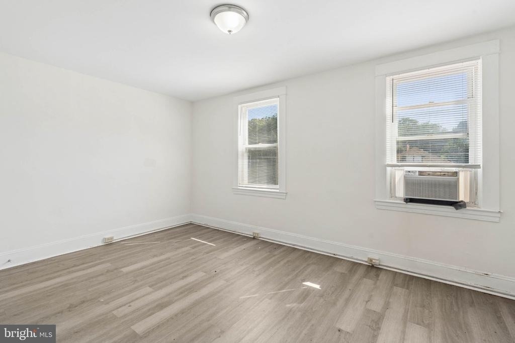 540 46th Street - Photo 31