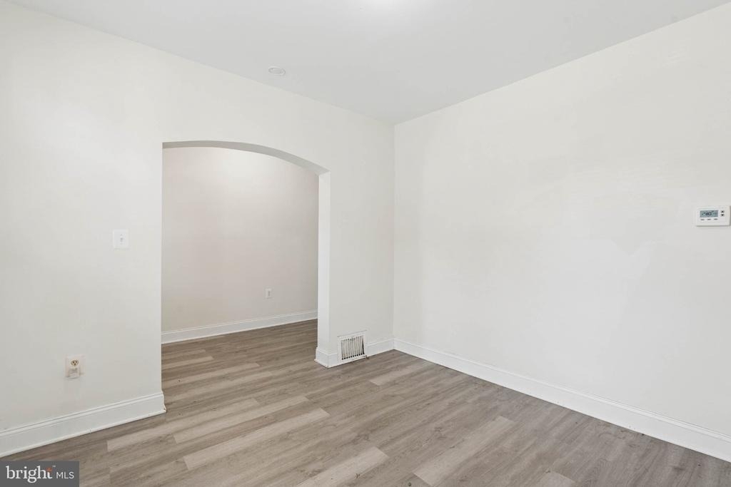 540 46th Street - Photo 9