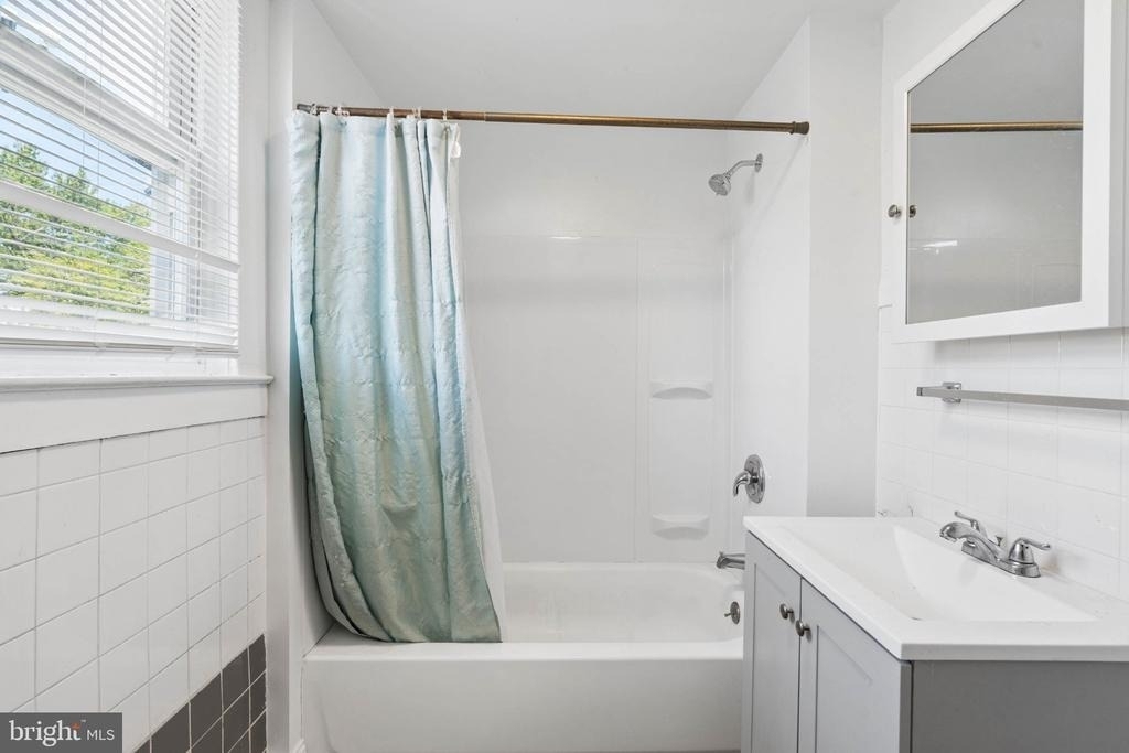 540 46th Street - Photo 25