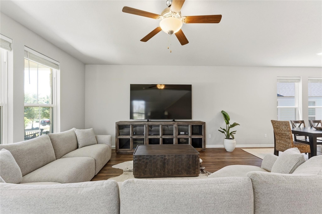 917 Lone Peak Way - Photo 5