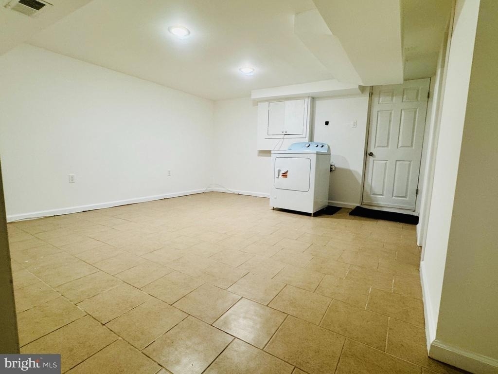 1143 Elbank Avenue - Photo 15