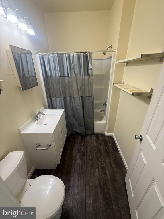 1030 Hollins Street - Photo 8