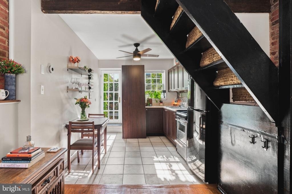 402 S Dallas Street - Photo 4