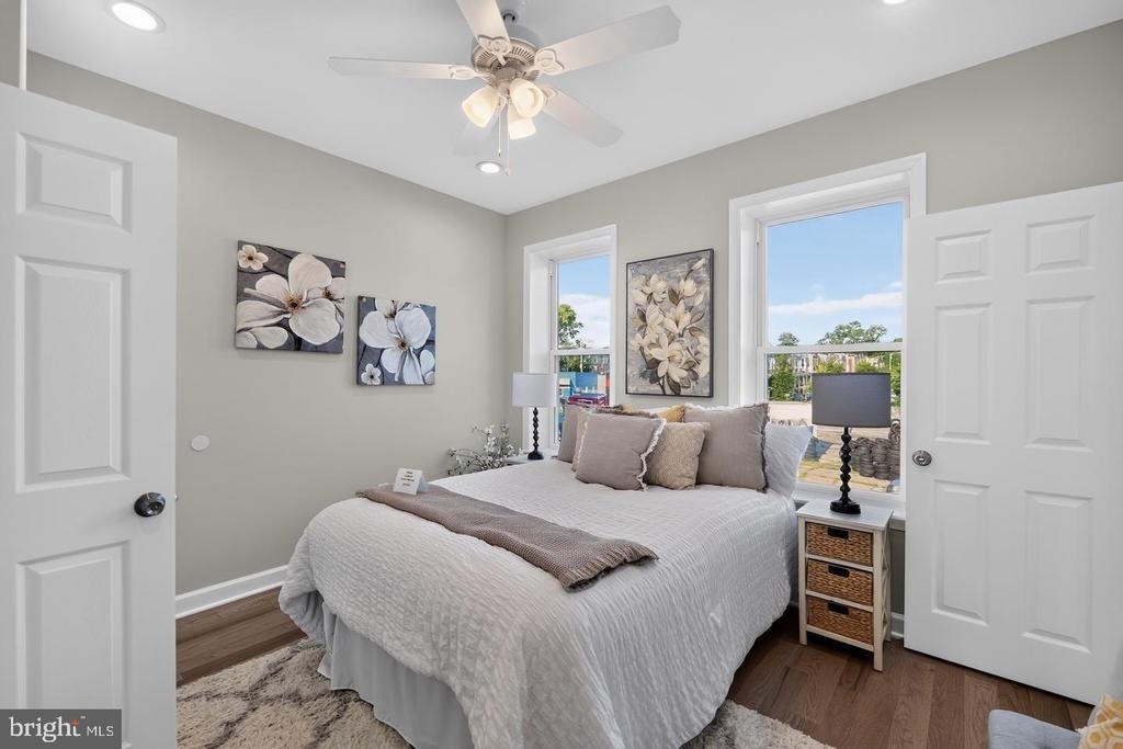 1613 N Longwood Street - Photo 16