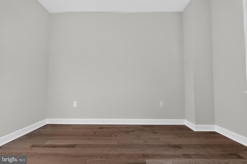 1613 N Longwood Street - Photo 27