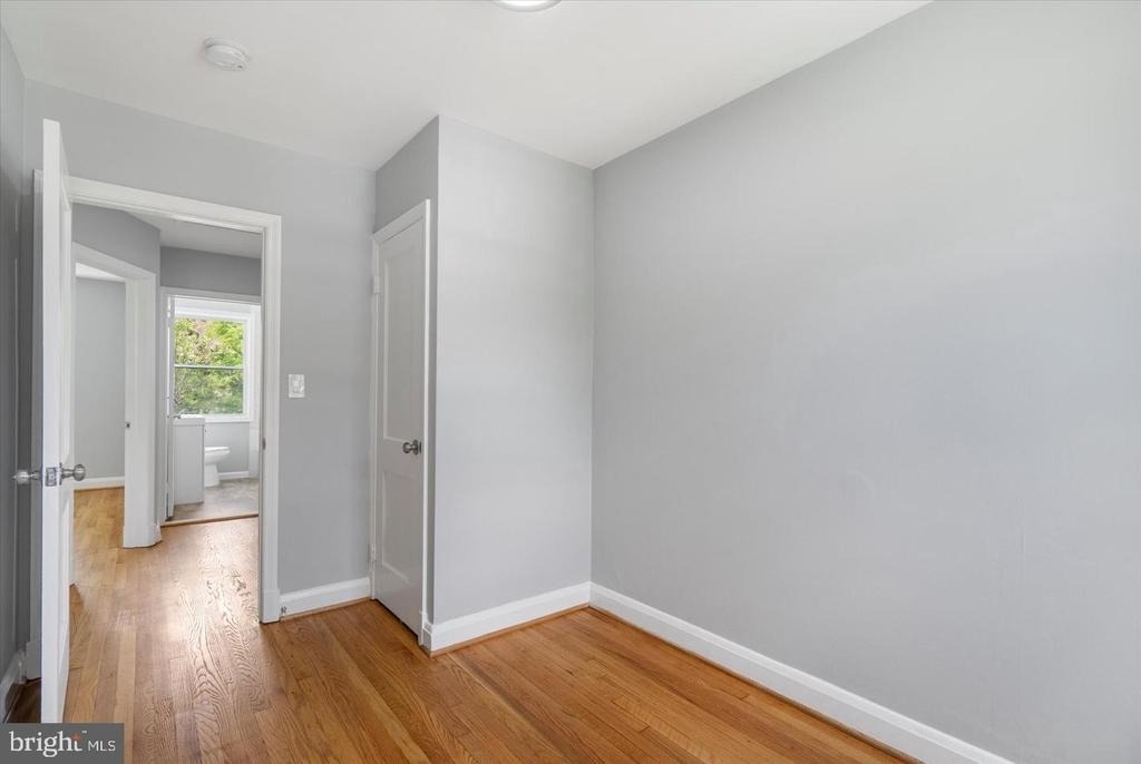 3551 Shannon Drive - Photo 8