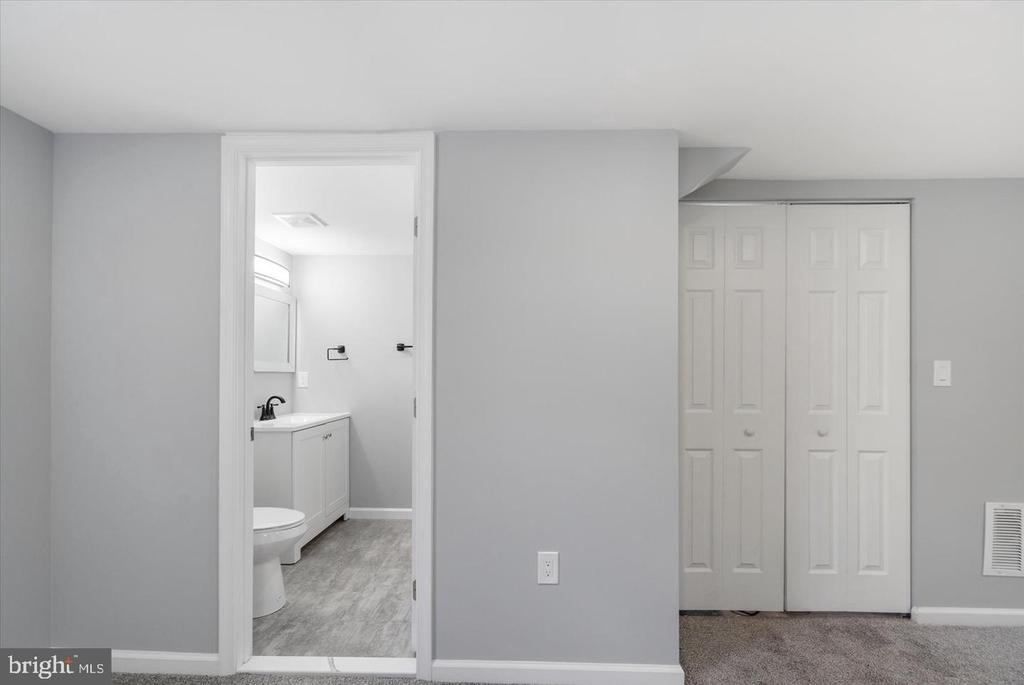 3551 Shannon Drive - Photo 11