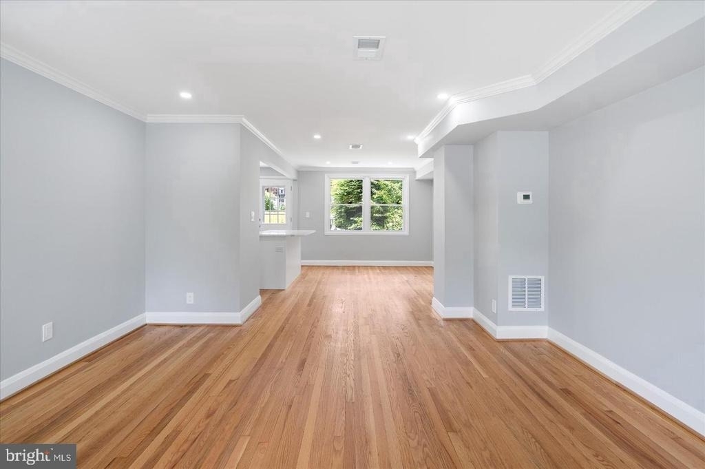 3551 Shannon Drive - Photo 3
