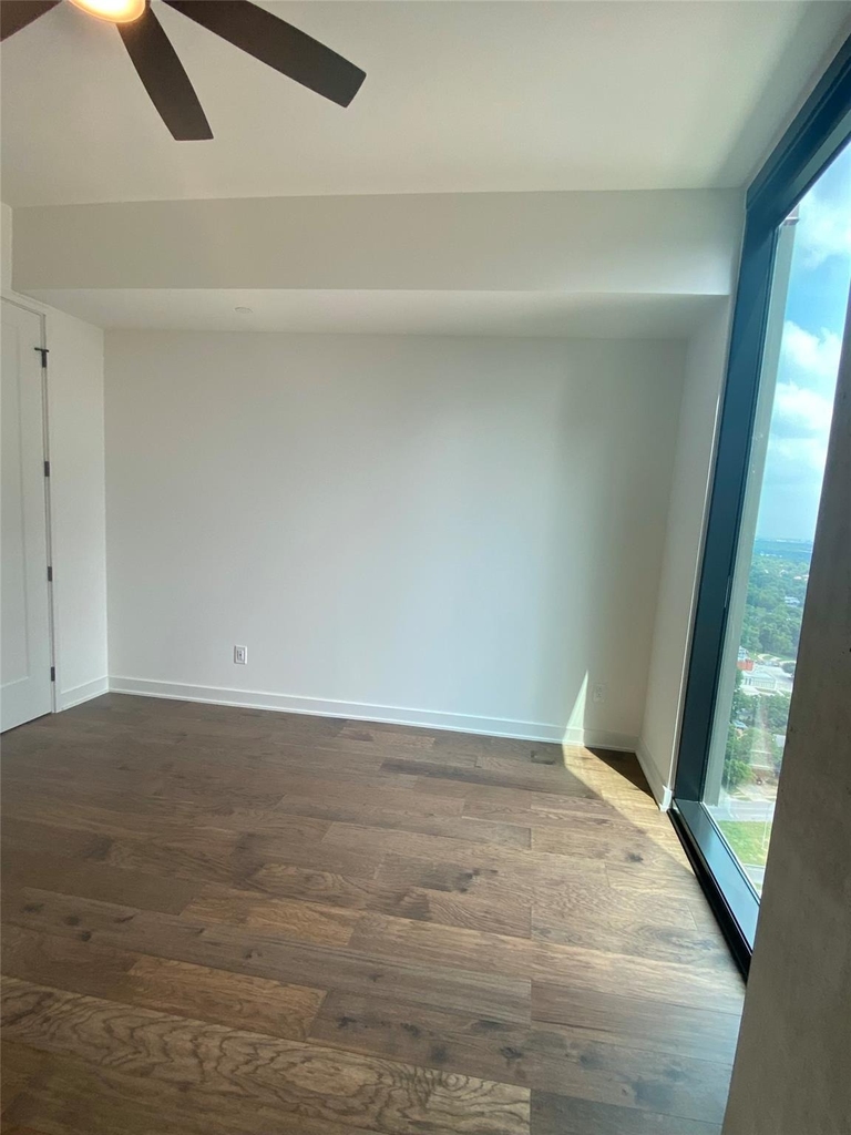 84 East Ave - Photo 9