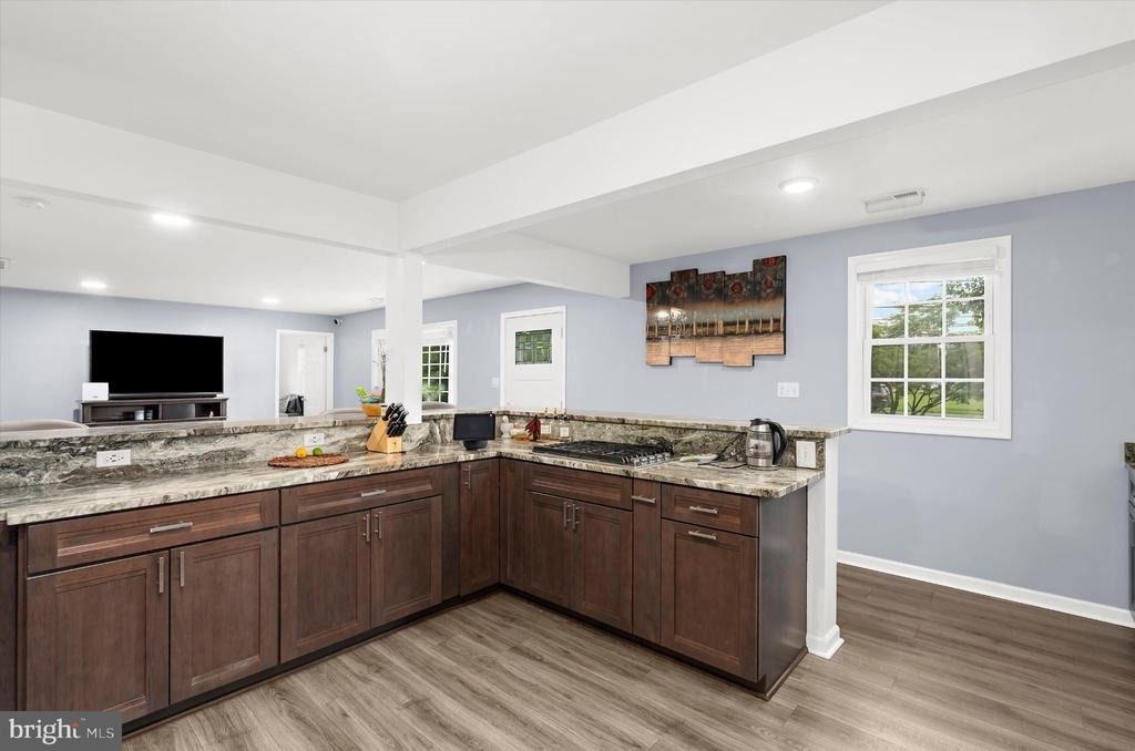 7960 Telegraph Rd - Photo 22