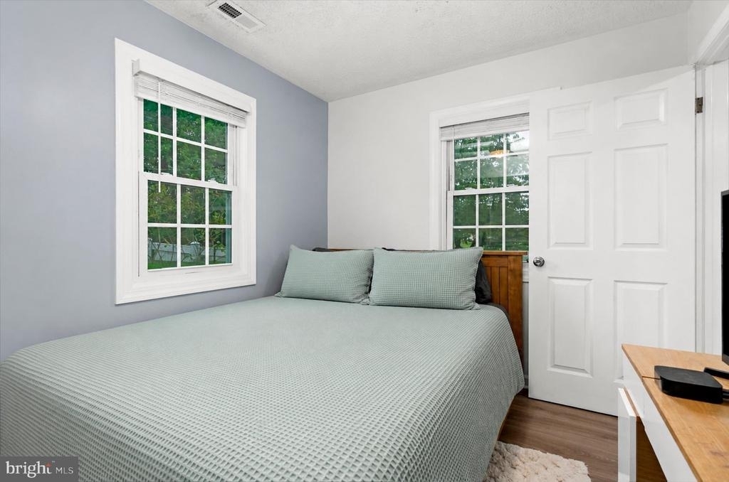 7960 Telegraph Rd - Photo 14