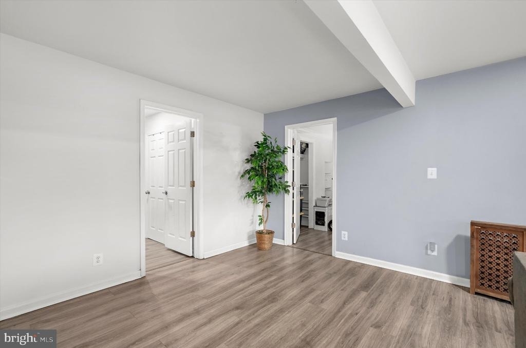 7960 Telegraph Rd - Photo 9