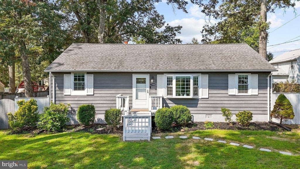 7960 Telegraph Rd - Photo 2