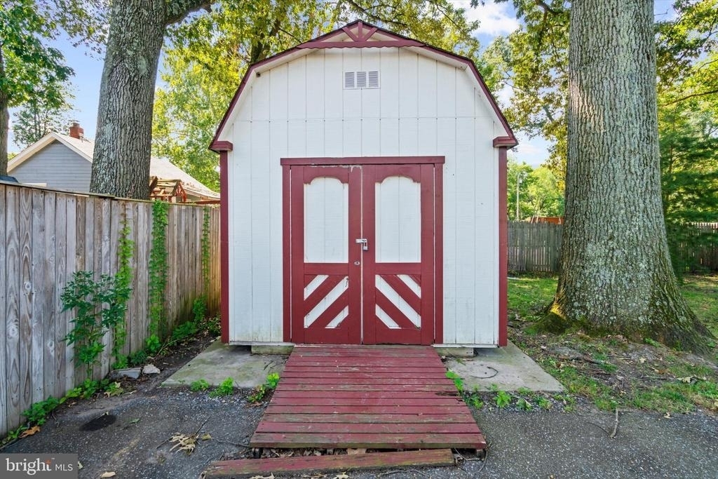 7960 Telegraph Rd - Photo 49