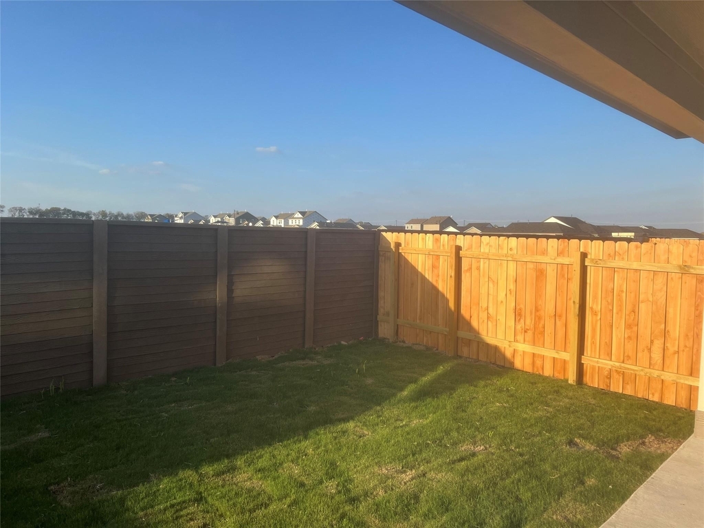 539 Avre Loop - Photo 22