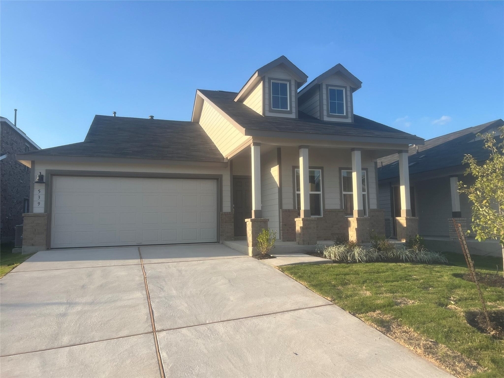 539 Avre Loop - Photo 3